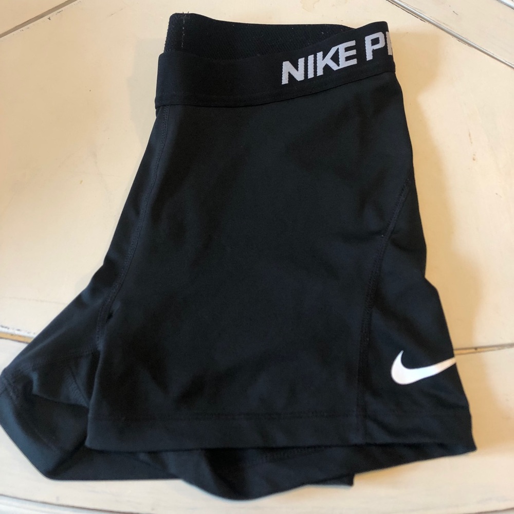 Nike Pro